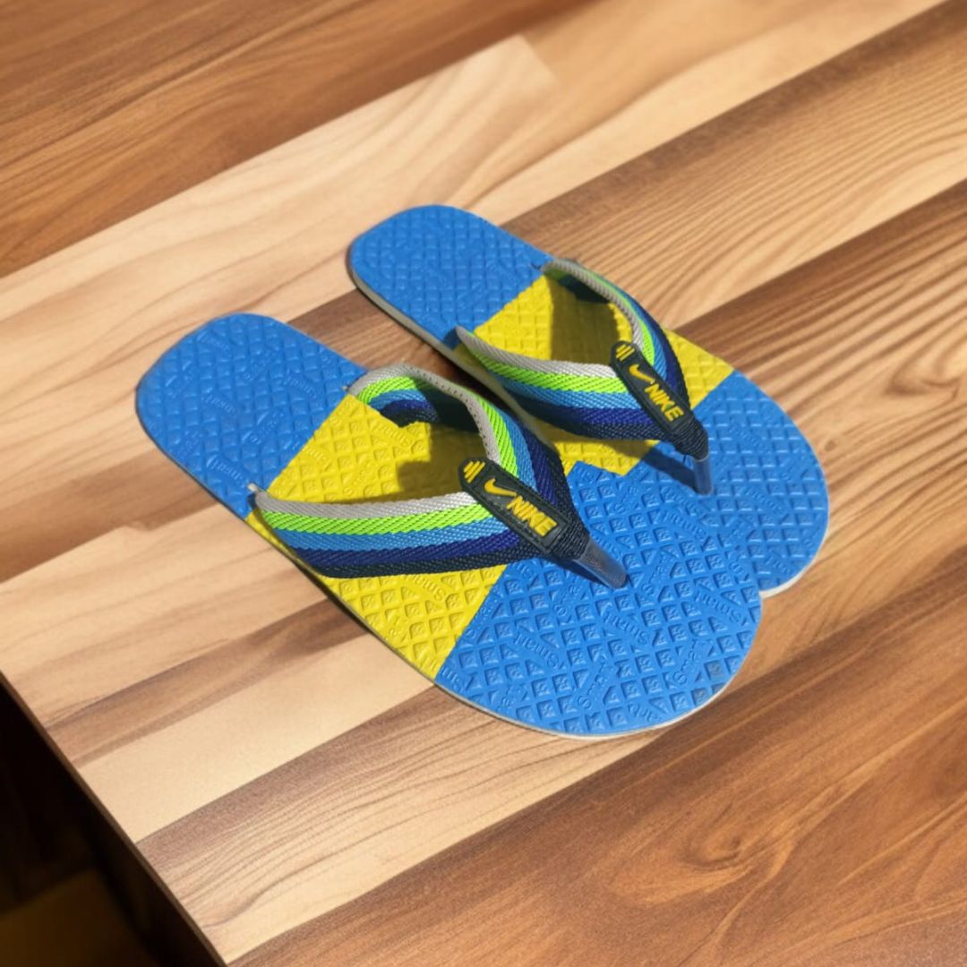 Men's Flip-Flop Slippers for Men Thick Sole Summer Shoes Comfortable for Men Water Proof with Compferable Materia